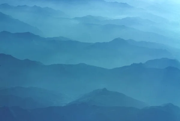 Bela Vista Para Montanha Nos Alpes Com Tons Suaves Luz — Fotografia de Stock