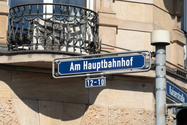 Streetsign Name Hauptbahnhof Engl Central Station Frankfurt Germany — Stock Photo, Image