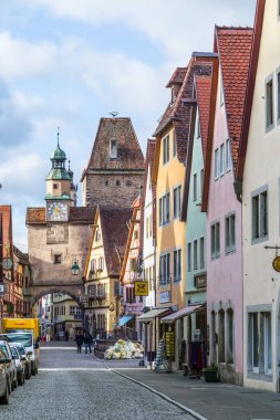 Rothenburg ob der tauber, Almanya - 15 Ocak 2014: rothenburg ob der tauber's iyi korunmuş Ortaçağ Alman kenti ve her yıl 2 milyon ziyaretçi çeken UNESCO miras.