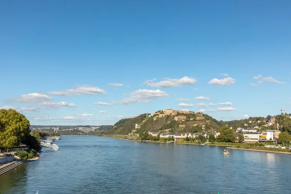 莱茵河Koblenz的Ehrenbreitstein历史要塞 — 图库照片