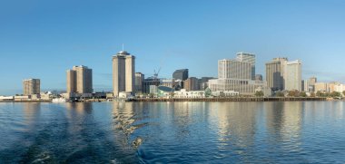 Mississippi, Louisiana, ABD 'den sabah ışığında New Orleans' ın gökyüzü manzaralı.