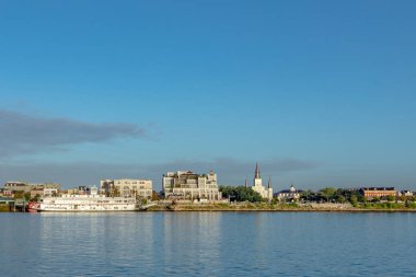 Mississippi, Louisiana, ABD 'den sabah ışığında New Orleans' ın gökyüzü manzaralı.
