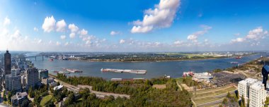 Baton Rouge şehir merkezine manzara ve Mississippi nehri sabah ışığı, Louisiana, ABD