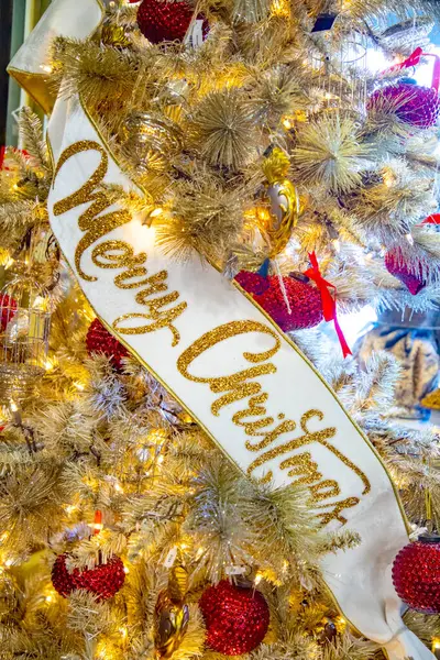 Boerne Abd Kasım 2023 Altın Rengi Bir Noel Ağacında Mumlarla — Stok fotoğraf