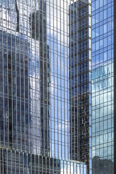 Detail Reflection Glass Skyscraper Pattern Downtown — Stock Photo, Image