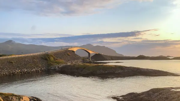 Σεισματερή Γέφυρα Κύριο Αξιοθέατο Του Ατλαντικού Δρόμου Νορβηγία Κομητεία Του — Φωτογραφία Αρχείου