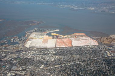 San Francisco körfezi anteninde sulama ve ABD 'de salinli tarım arazisi.