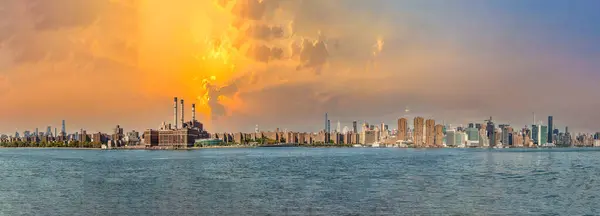 Panorama Von New York Mit River Hudson Und Blauem Himmel — Stockfoto
