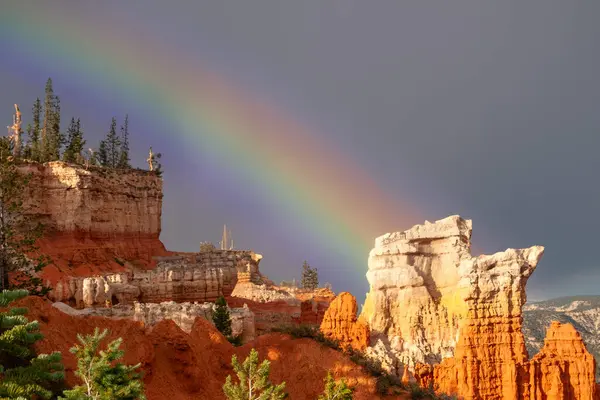 Bryce Canyon Spectacular Hoodoos Sunrise Rainbow — Stock Photo, Image