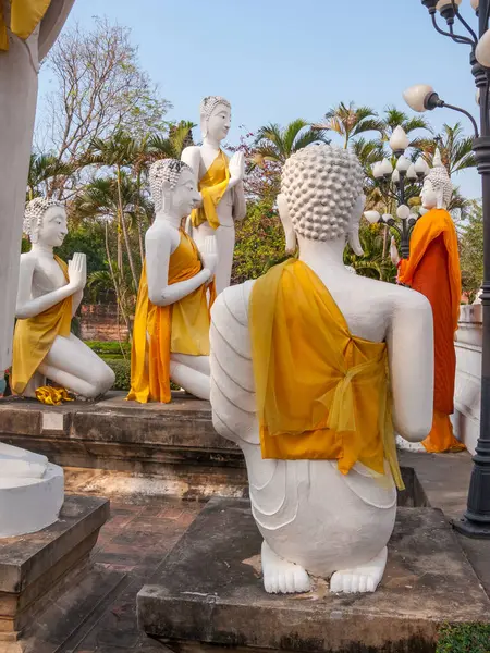 Statue Del Gruppo Preghiera Wat Yai Chai Mongkol Ayutthaya Thailandia — Foto Stock