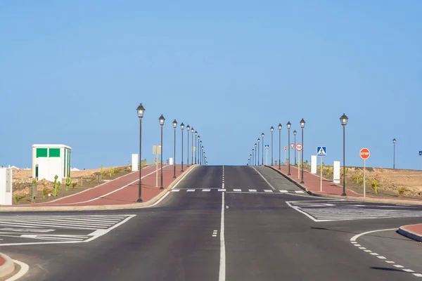 Neue Straßen Für Das Neubaugebiet Auf Lanzarote Die Infrastruktur Priorisieren — Stockfoto