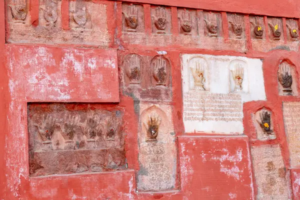 Emlékmű Indiában Bikanerben Található Junagarh Erődben Történt Történelmi Tömeges Sati — Stock Fotó