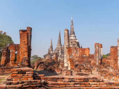 Ajutthaya 'daki Kraliyet Sarayı, ünlü tapınak alanı Wat Phra Si Santhe