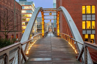 tarihi speicherstadt Hamburg geceleri