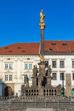 Pilsen, Çek Cumhuriyeti - 2 Ocak 2020: Tarihi Kutsal Üçleme Sütunu, Veba Sütunu, Karlovy Vary, Çek Cumhuriyeti