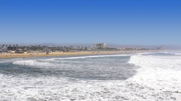 Une Vue Long Littoral Huntington Beach Californie Après Une Tempête — Video