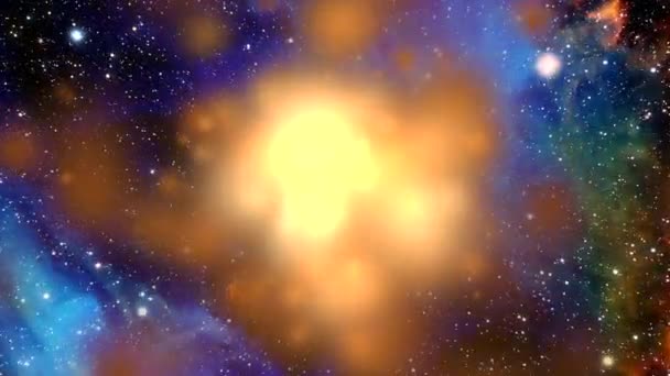 在深空燃烧的橙色恒星在遥远的星系中辐射出火焰和气体 — 图库视频影像