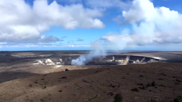 Прохід Вулкану Кілауеа Показує Дим Пару Піднімаються Активного Виливу Межах — стокове відео
