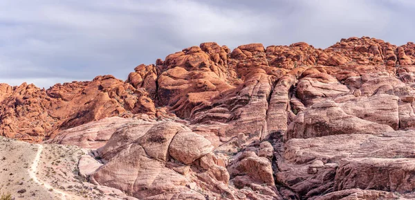Trilha Caminhada Íngreme Que Leva Deserto Acidentado Red Rock Canyon — Fotografia de Stock