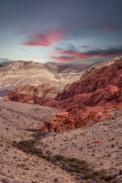 Moody Sky Highlights Famous Red Rock Canyon Las Vegas Nevada — Stock Photo, Image