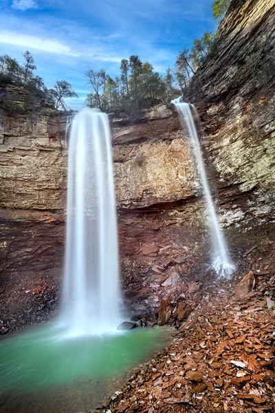 Dramatisches Bild Eines Wasserfalls East Tennessee State Park Fall Creek lizenzfreie Stockfotos