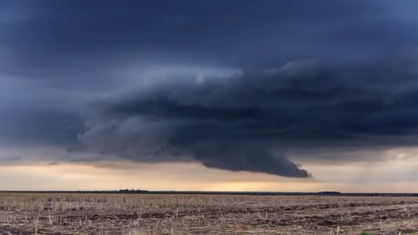 Large Tornadic Mesocyclone Supercell Inflow Sucks Energy Begins Transform Tornado — Stock Video