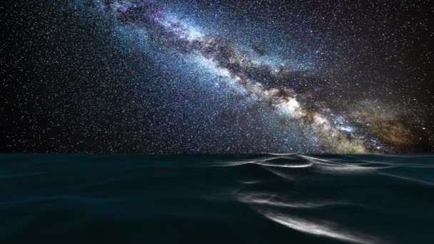 Тонке Світло Чумацького Шляху Відбивається Від Поверхні Океану Створює Спокійну — стокове відео