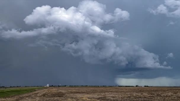 Panorama Massive Mesocyclone Weather Supercell Pouring Rain Passes Great Plains — Stock Video