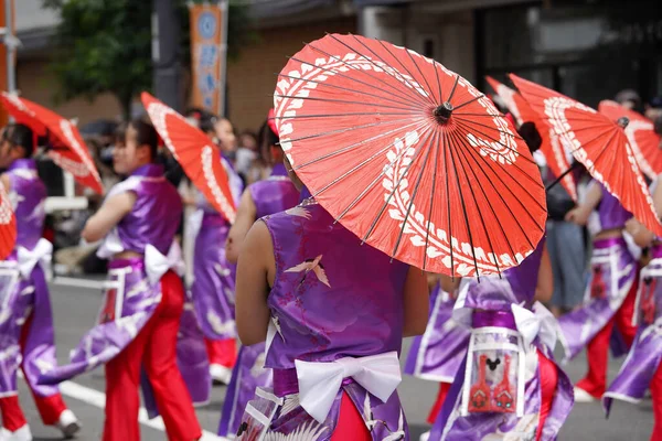 2023年7月15日 有名なよさこい祭りで踊る日本のパフォーマー よさこい よさこい 日本舞踊の一種 — ストック写真
