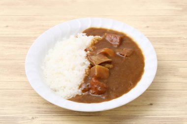 Arka plandaki Japon körili pirincini kapat.  