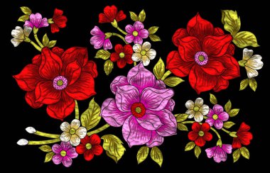 Metalik kabartma efektli parlak çiçekler.