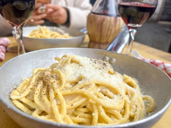 Comida Italiana Primer Plano Deliciosa Pasta Hecha Mano Con Queso —  Fotos de Stock