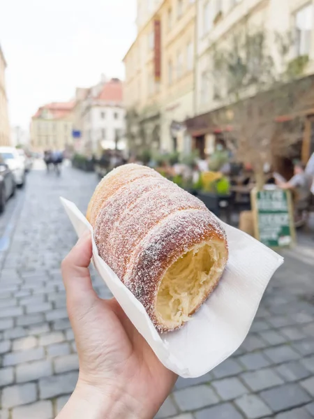 Trdelnik Traditional Bohemian Sweet Pastry Made Grilled Dough Trdelnik Unique — Stock Photo, Image