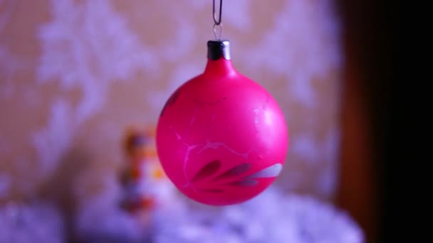 Χριστουγεννιάτικα Παιχνίδια Χριστουγεννιάτικα Μπαλάκια Διακόσμηση Διακοπών Γυάλινα Παιχνίδια Πολύ Παλιά — Αρχείο Βίντεο