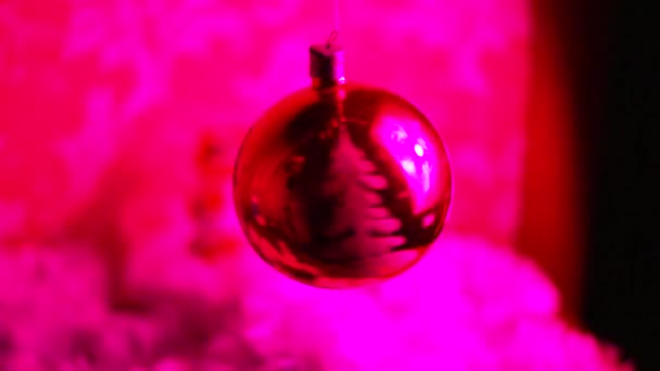 Винтажные Рождественские Игрушки Рождественские Яйца Праздничные Украшения Стеклянные Игрушки Старые — стоковое видео