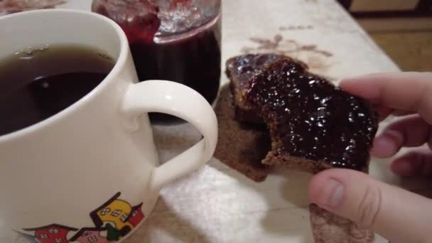 Spread Jam Bread High Quality Footage Preading Low Calorie Forest — Video