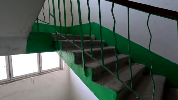 Stairs Multi Storey Building High Rise Concrete Staircase Tracking Shot — Stockvideo