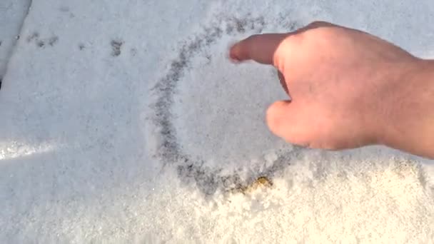 Drawing Snow Man Draw Snow Child Drawing Heart Shape Snow — 图库视频影像