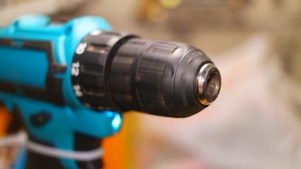 Working Drill Rotating Drill Screwdriver Tool Man Drill Makes Hole — Stock Video