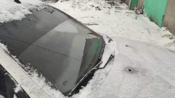 Śnieg Samochodzie Samochód Utknął Śniegu Światło Samochodu Zamarzło Mrozu Reflektor — Wideo stockowe