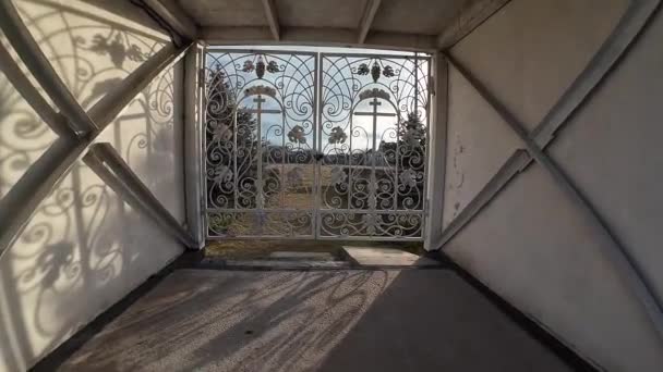 Güzel Sahte Kapılar Taş Merdivenleri Sütunları Sıva Kalıpları Paris Alçısıyla — Stok video
