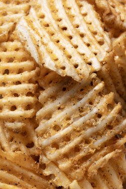  Kırsal altın waffle çapraz patatesleri yakın çekim