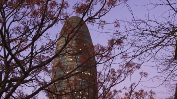 Agbar Barselona Modern Bir Gökdelen Akşam Manzarası — Stok video