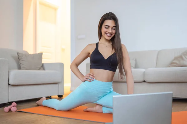 Beautiful Fitness Female Doing Warmup Workout Home Fitness Woman Doing — Stock Photo, Image