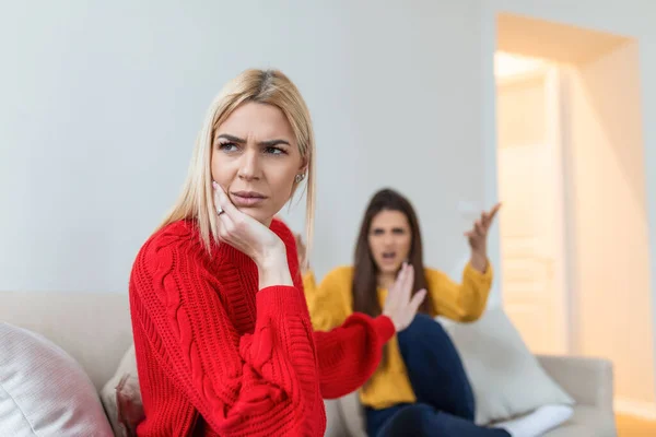 Woman Apologizes Her Friend Fight Repentant Woman Hope Forgiveness Sad — Stock Photo, Image