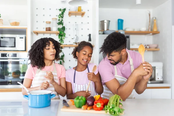 Cheerful Young Parents Little Daughter Having Fun While Baking Together — Stock Photo, Image