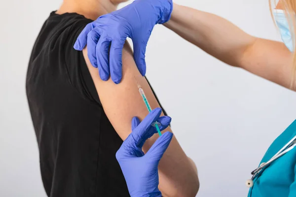 Vaccination Immunization Disease Prevention Concept Patient Getting Covid Vaccine Doctor — Stock fotografie