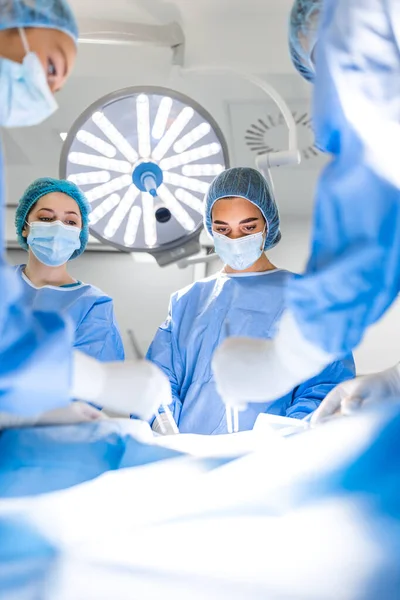 Preparation Beginning Surgical Operation Cut Group Surgeons Work Operating Theater — Stock Photo, Image