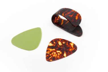 Gitar penası, başparmak penası, gitar çalmak, akustik....