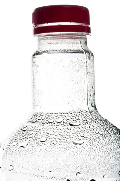 Primer Plano Una Botella Agua Plástico Cubierta Con Gotas Condensación — Foto de Stock